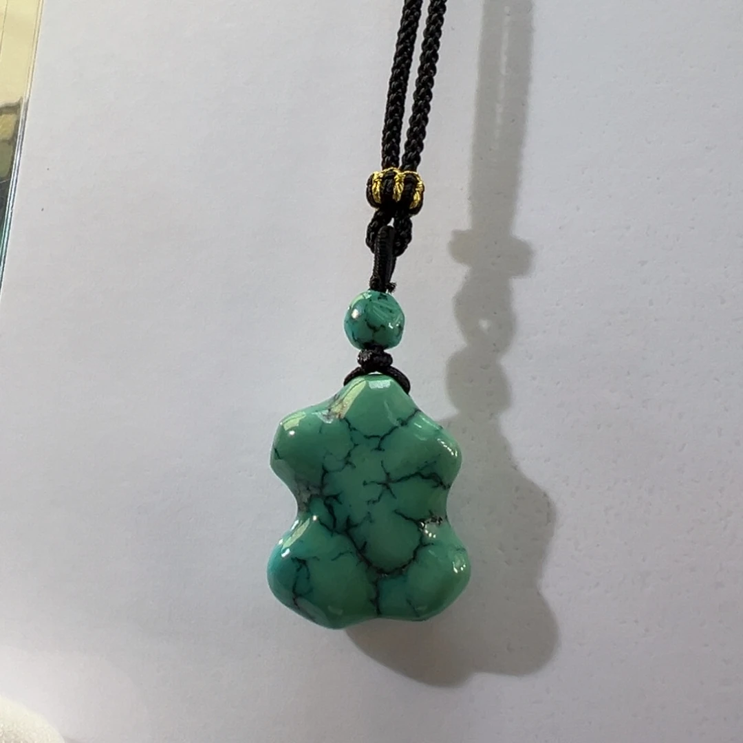 绿松石未镶嵌挂件
