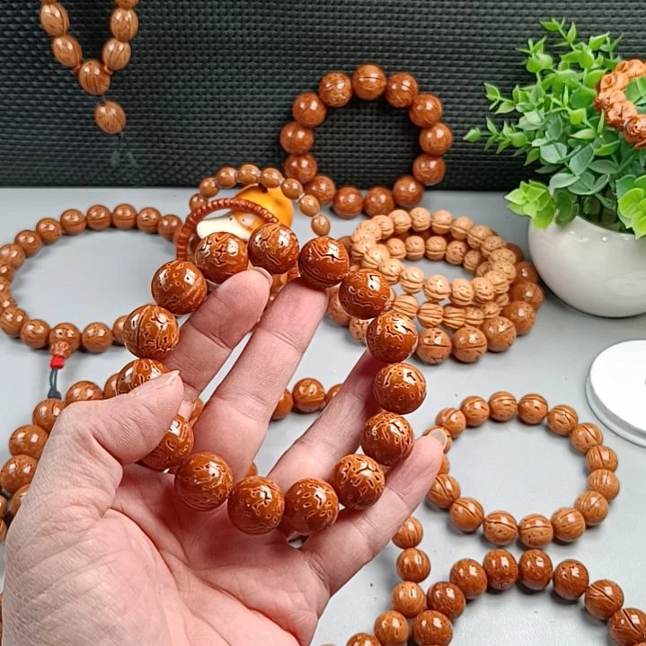 手串桃核铁籽密纹红魔16