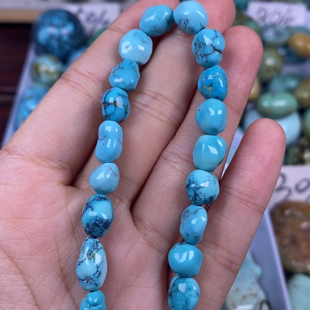 绿松石未镶嵌颈饰