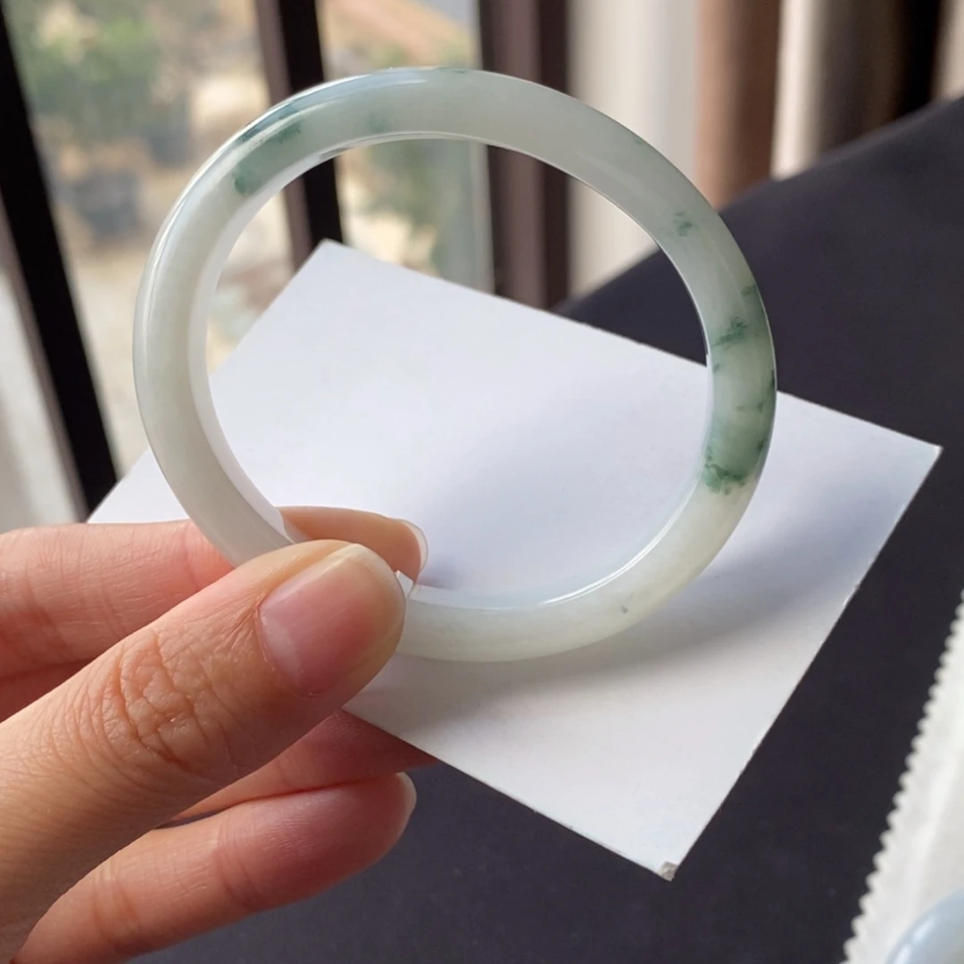 翡翠未镶嵌手镯54贵妃绿飘花