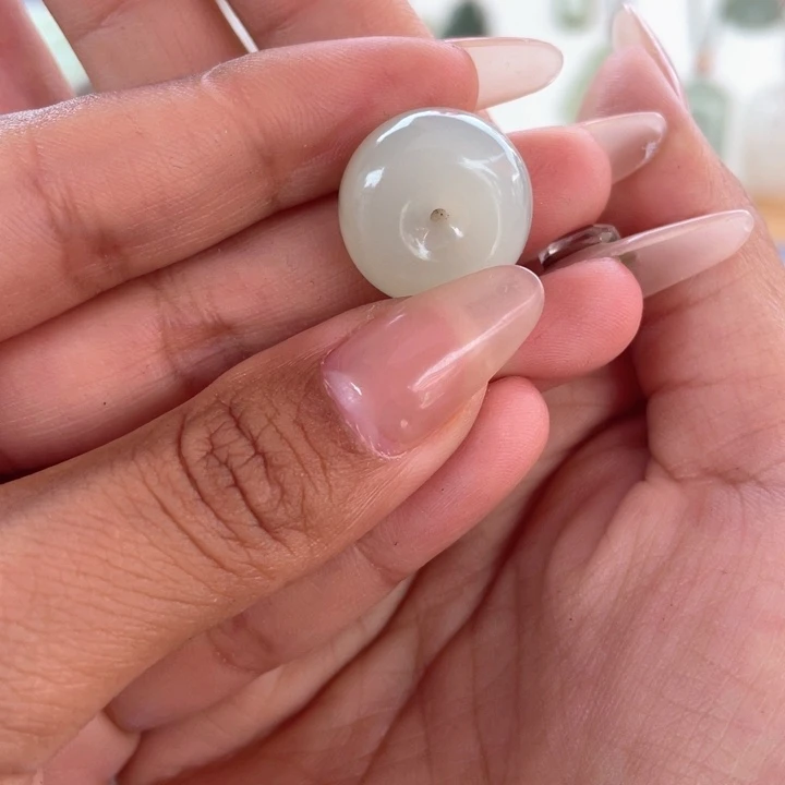 和田玉未镶嵌吊坠(不含链)（盼盼）卡18平安扣