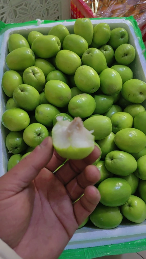 云南脆甜青枣2斤29.8元