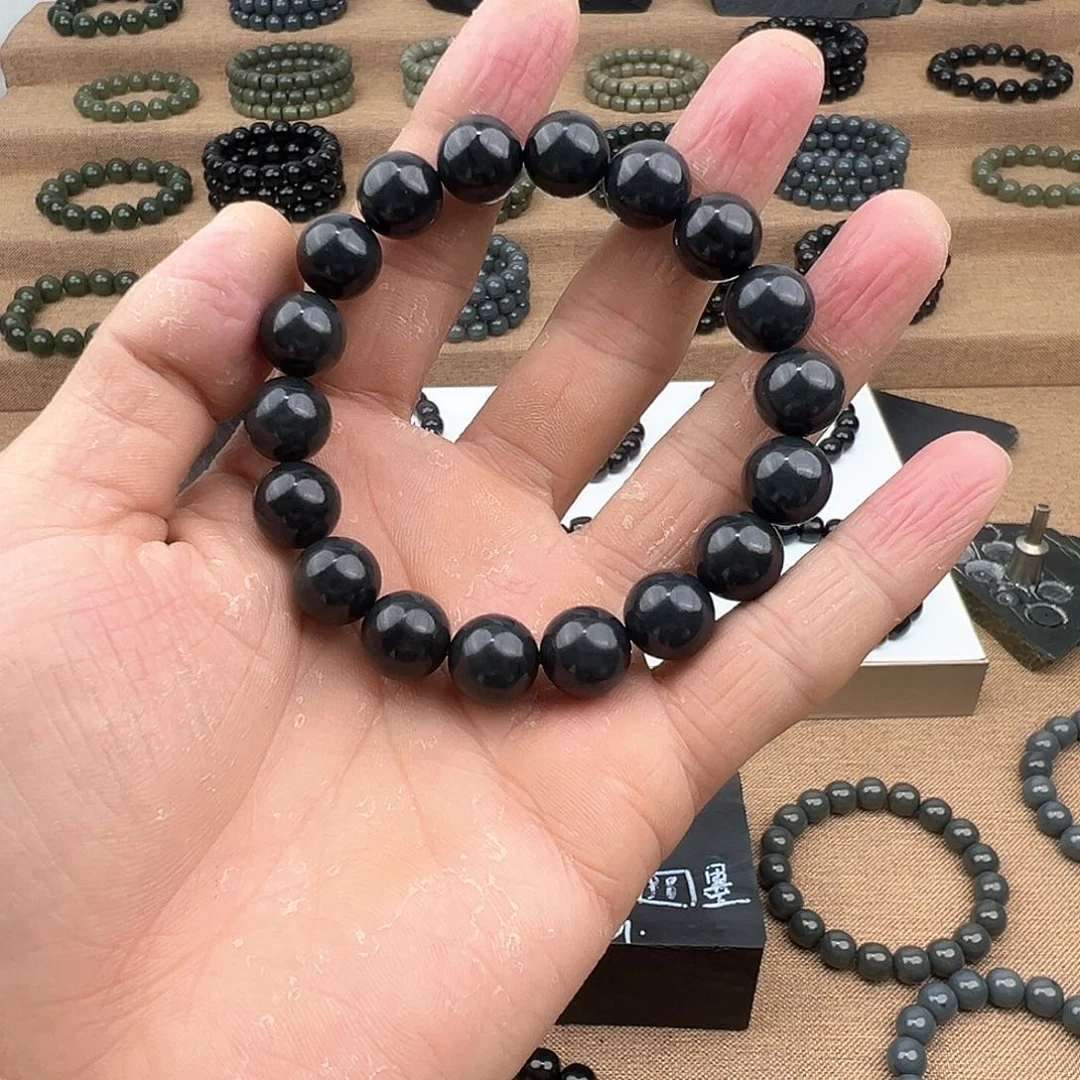 颈饰未镶嵌和田玉12圆90墨手串