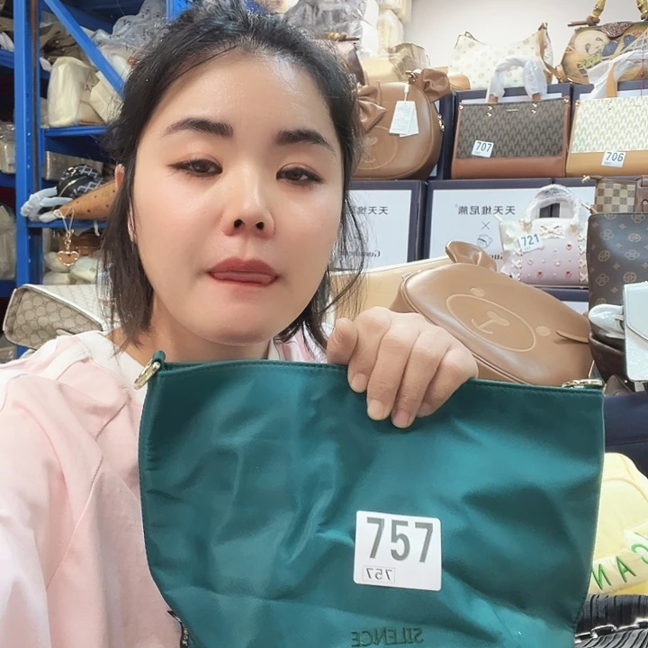 PU包包包包包包包包吧