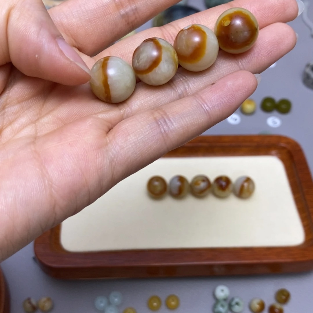 蛇纹石玉合金配饰陨****）