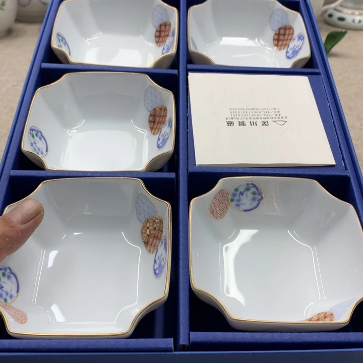 瓷片莉*这些是因为自己