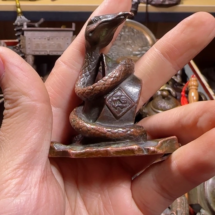 铜器把玩摆件链接