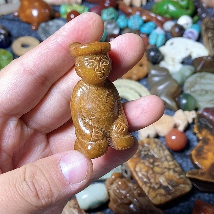 和田玉未镶嵌颈饰10