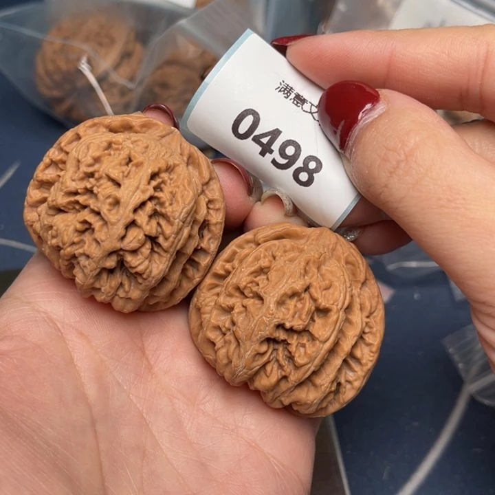 文玩核桃把件粗筋42