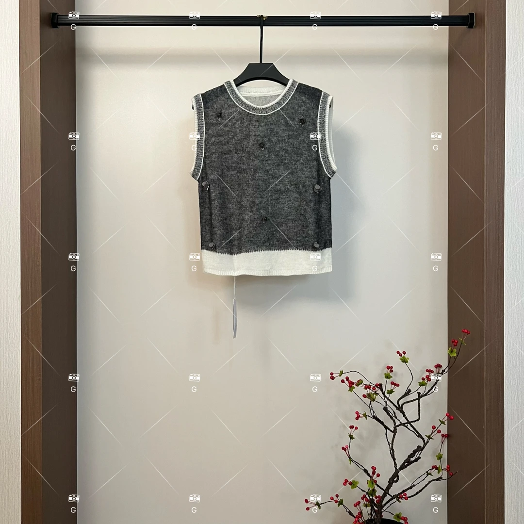 【齐】女装上衣打底衫毛衣针织时尚女士 M250313