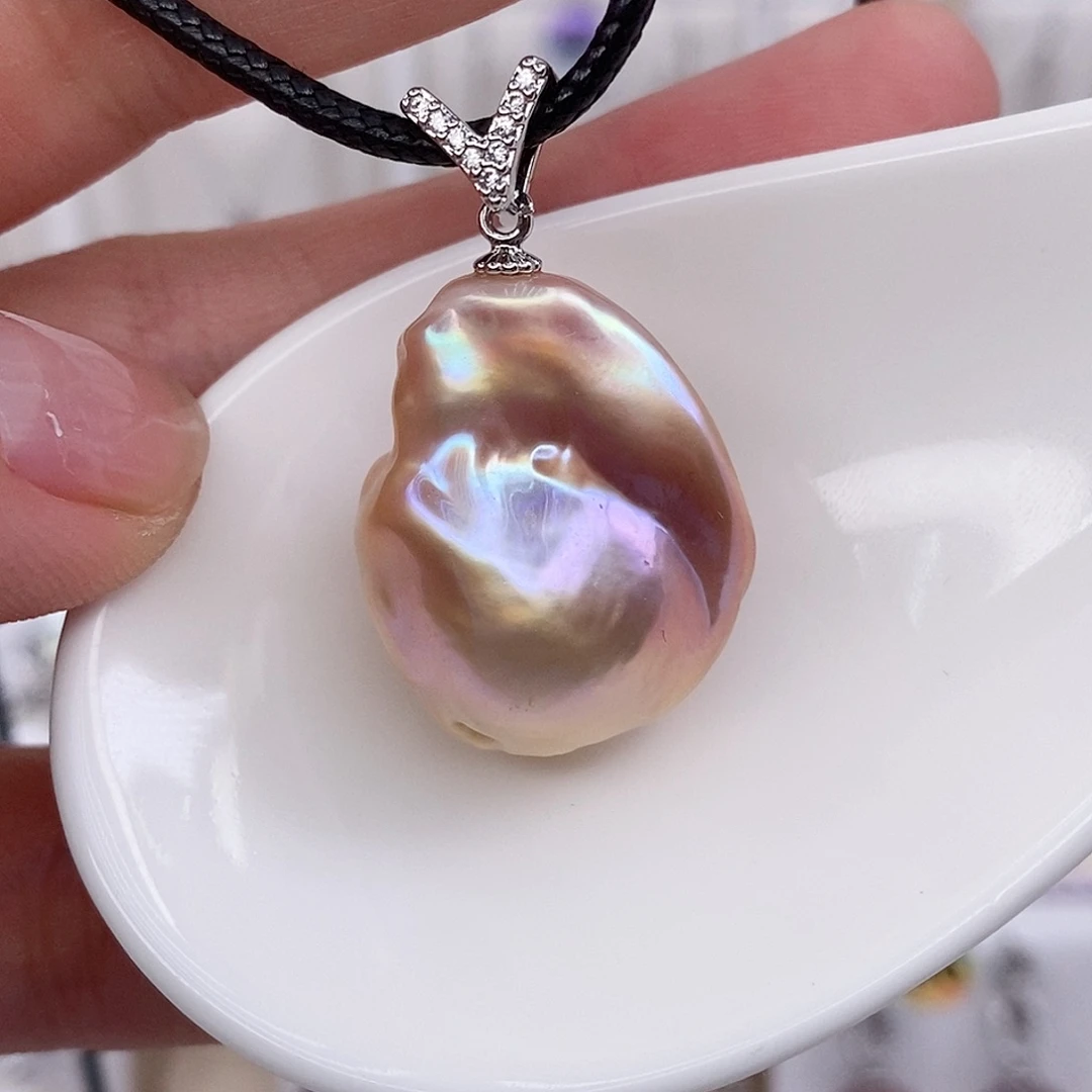 淡水珍珠合金吊坠(赠链)