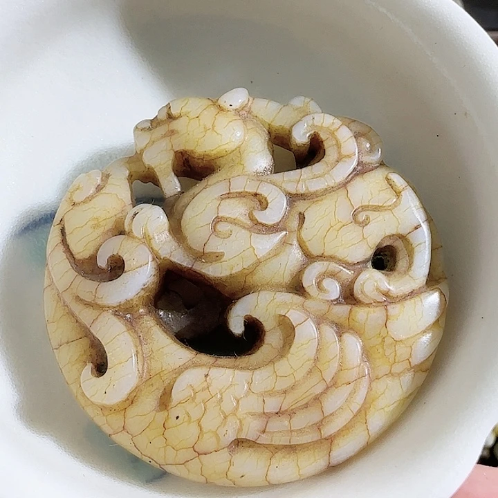 瓷片jgcghbhbvccvjj