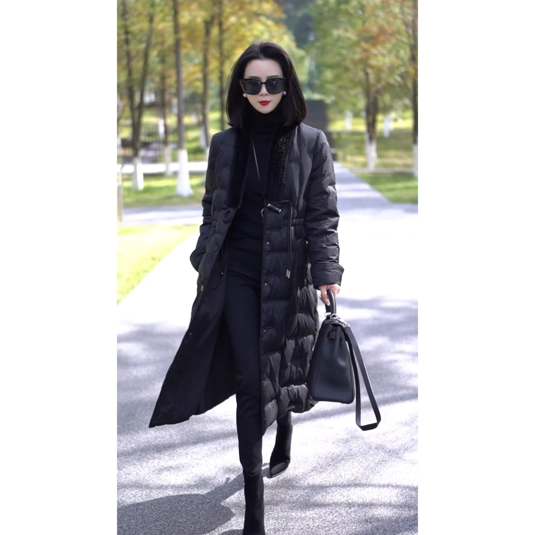 【冬绪】90鹅绒手工绣花水貂羽绒服2802