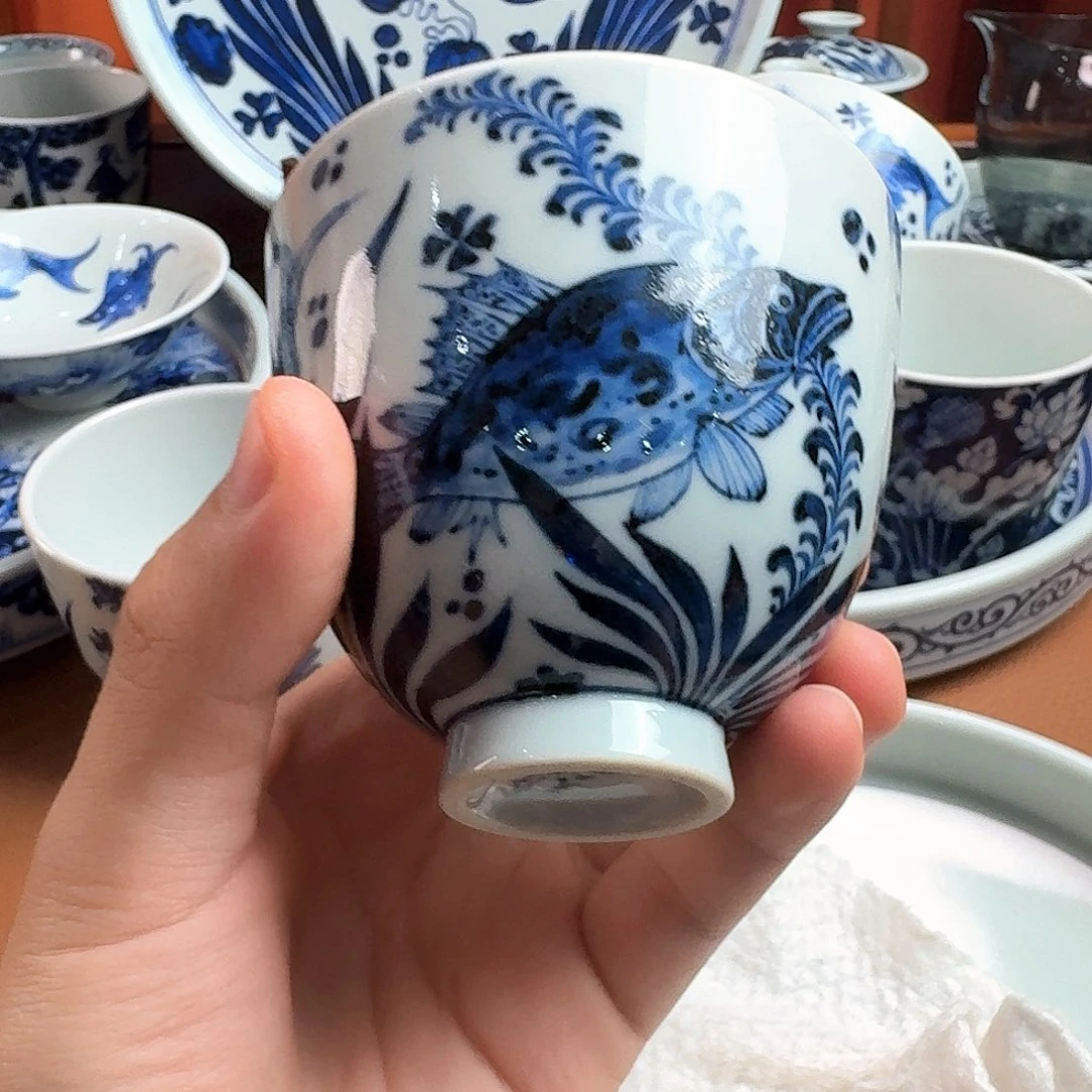 带****佬53383838386886683886638