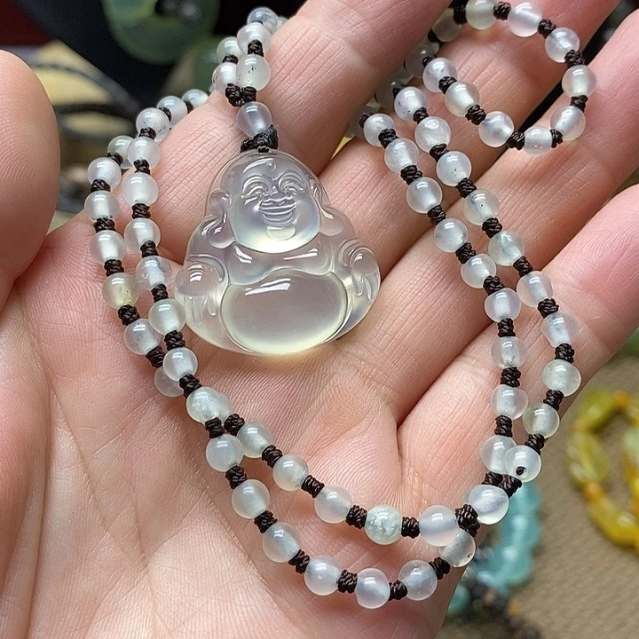 蛇纹石玉未镶嵌颈饰