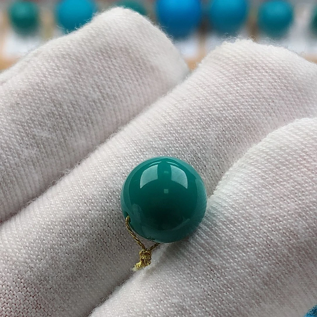 绿松石未镶嵌珠宝奇石10