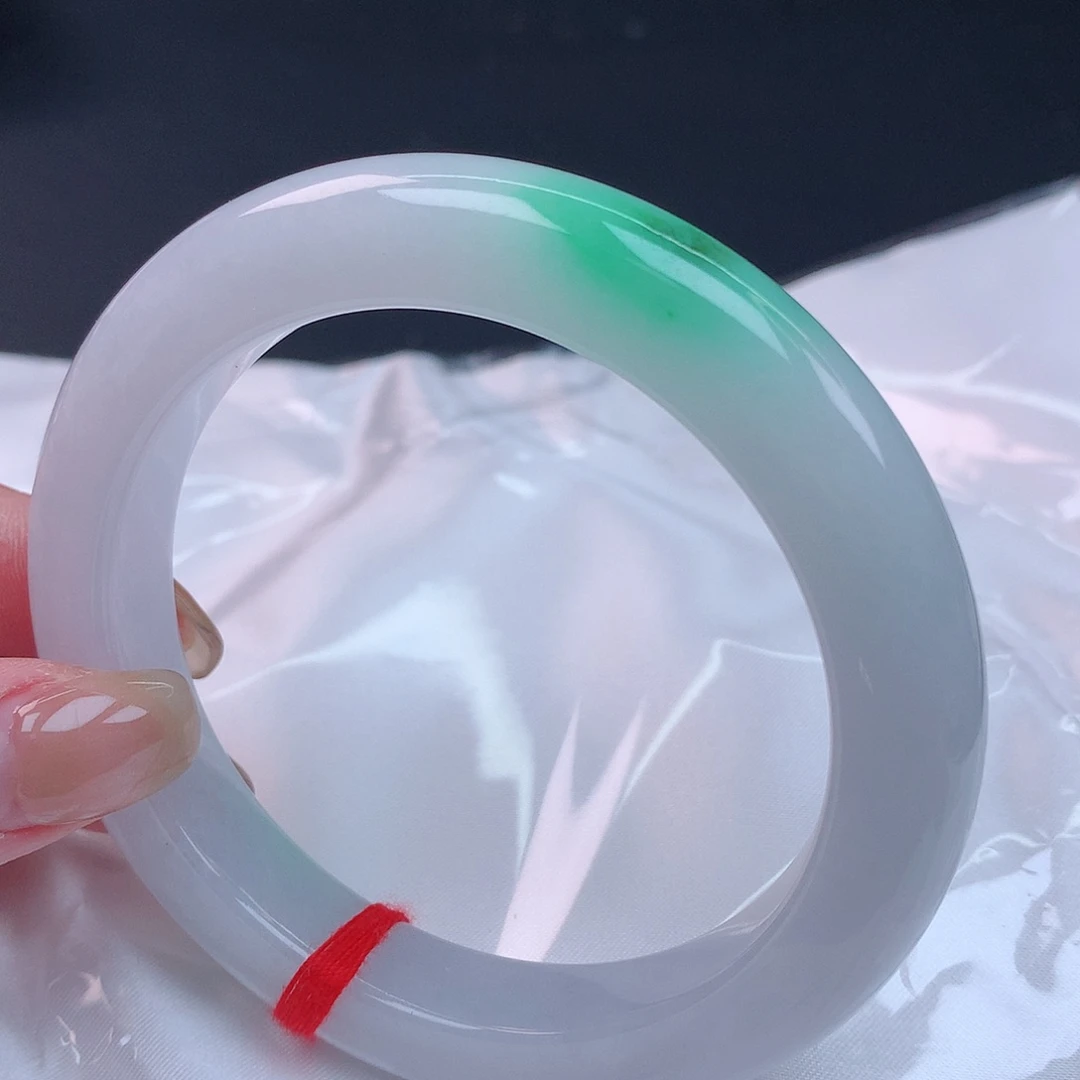 【闪购商品】未镶嵌手镯翡翠62