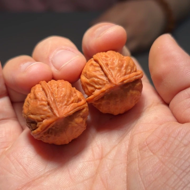 吊坠文玩核桃三棱7518