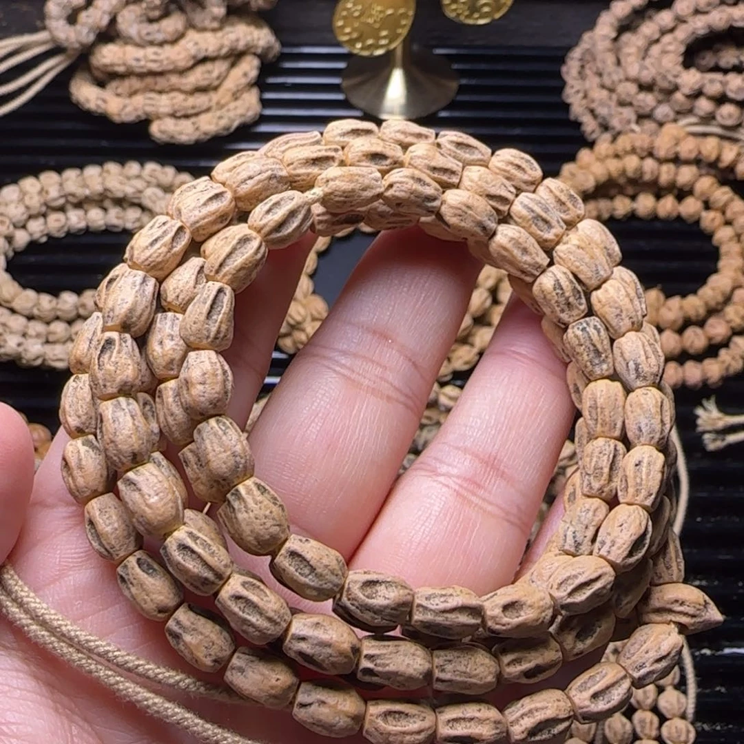 ****人吊坠柏香籽/百香籽