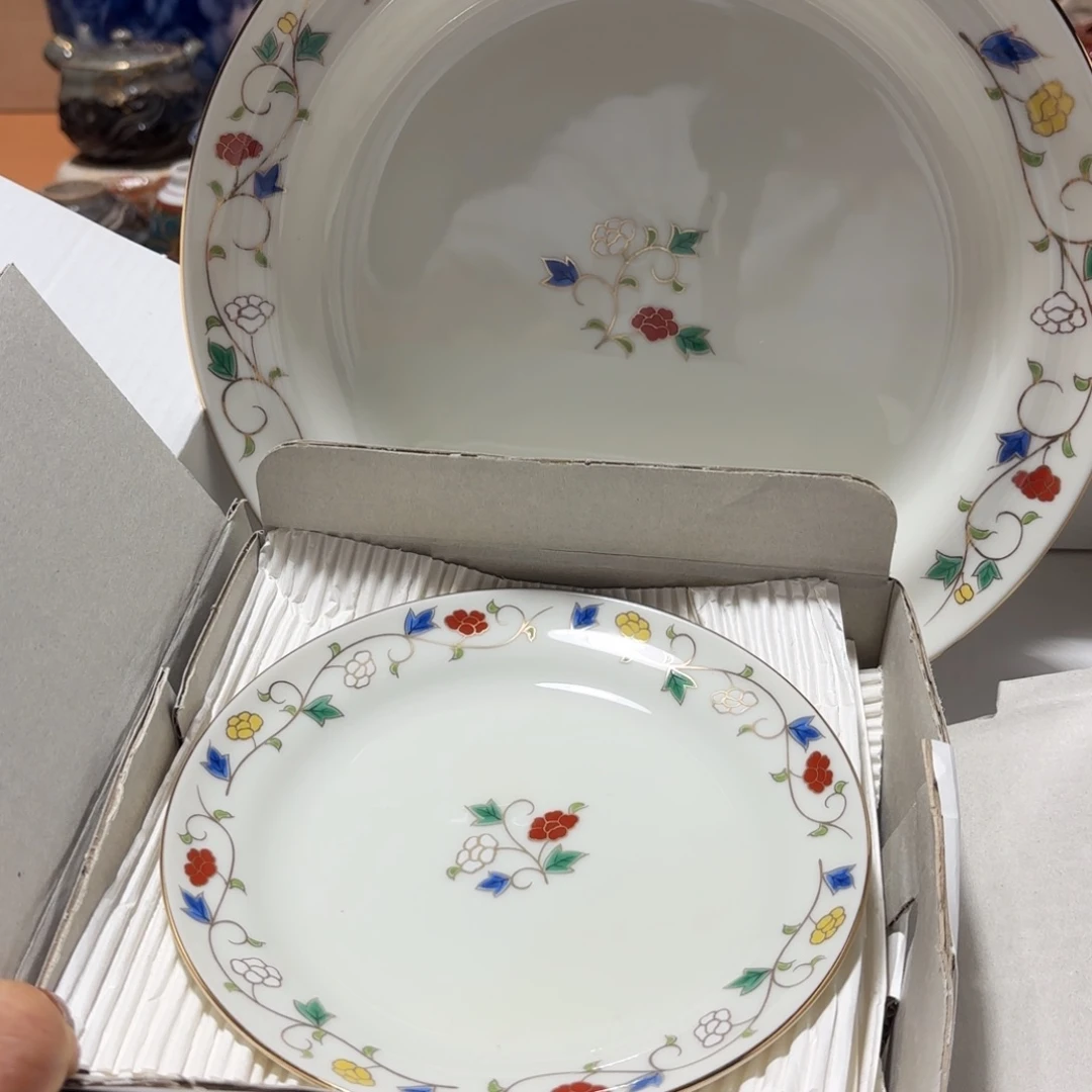 瓷片«公屏点餐，再理性下单»