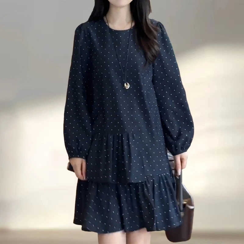 港风复古减龄波点连衣裙女2025年早秋轻薄舒适松弛慵懒显瘦中长裙