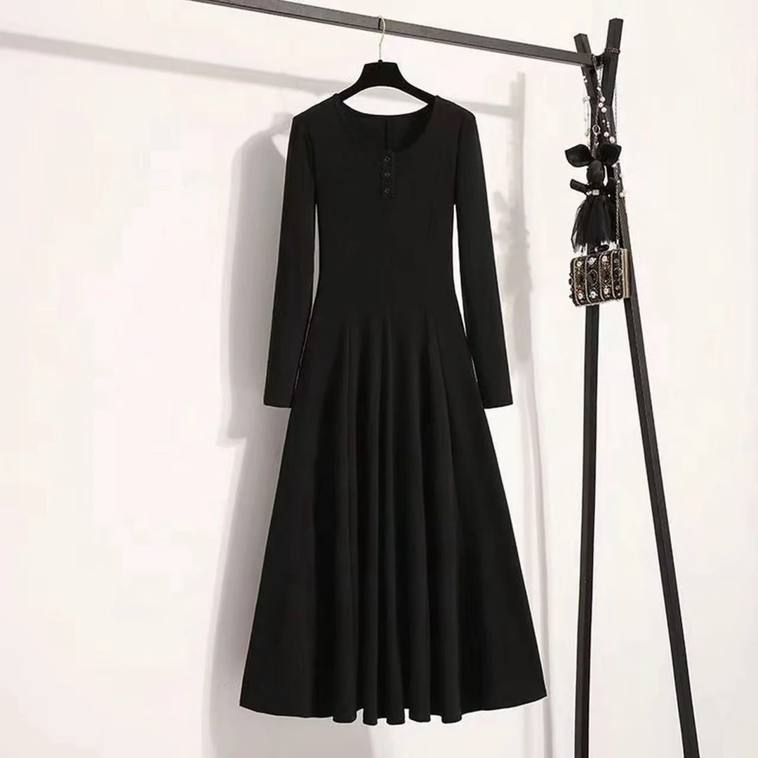 气质时尚显瘦连衣裙秋季