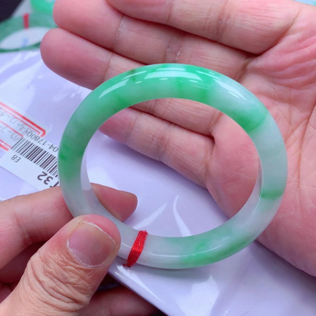 未镶嵌手镯翡翠翡翠