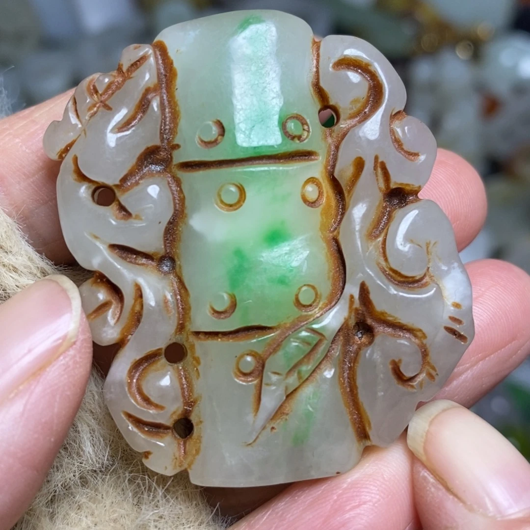 和田玉（糖玉）未镶嵌颈饰