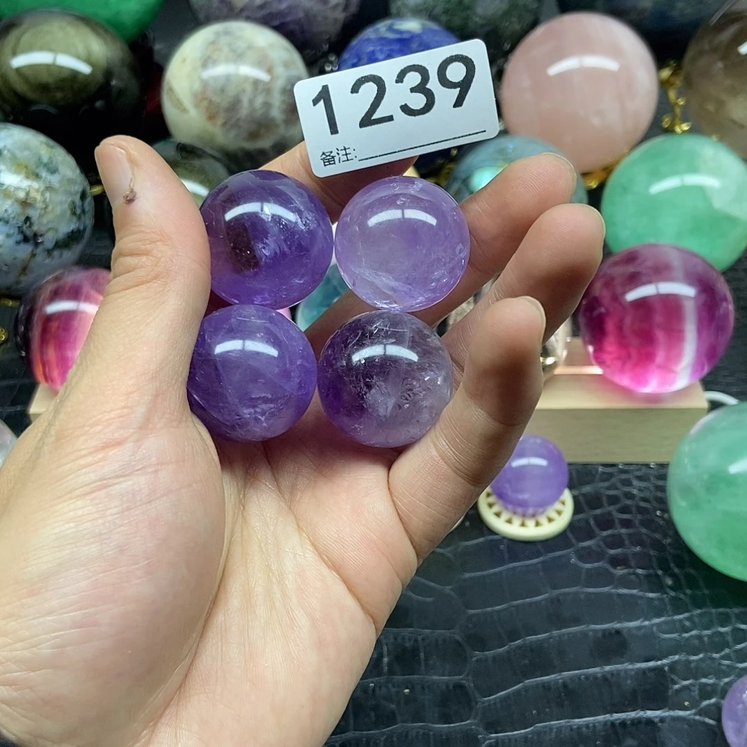 水晶摆件未镶嵌珞****）摆件