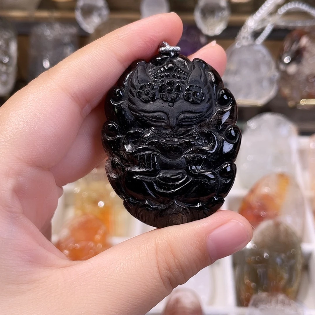 未镶嵌颈饰水晶小***一黑发