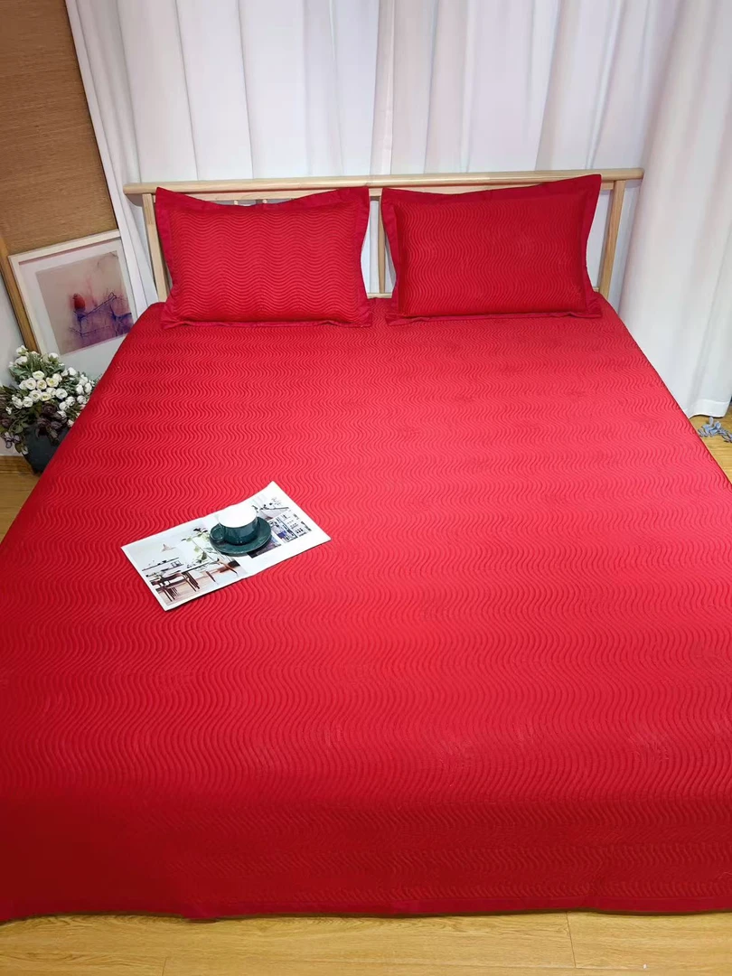 巨贵！巨好！奢丽剪绣长绒棉床盖三件套～H633