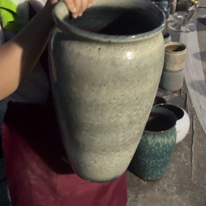 紫砂花盆口20高41瑕疵瑕疵