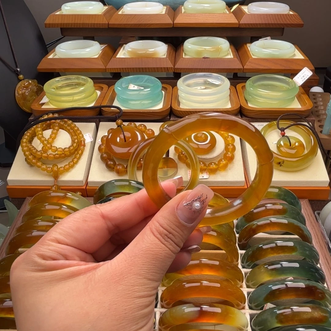 蛇纹石玉未镶嵌52-53