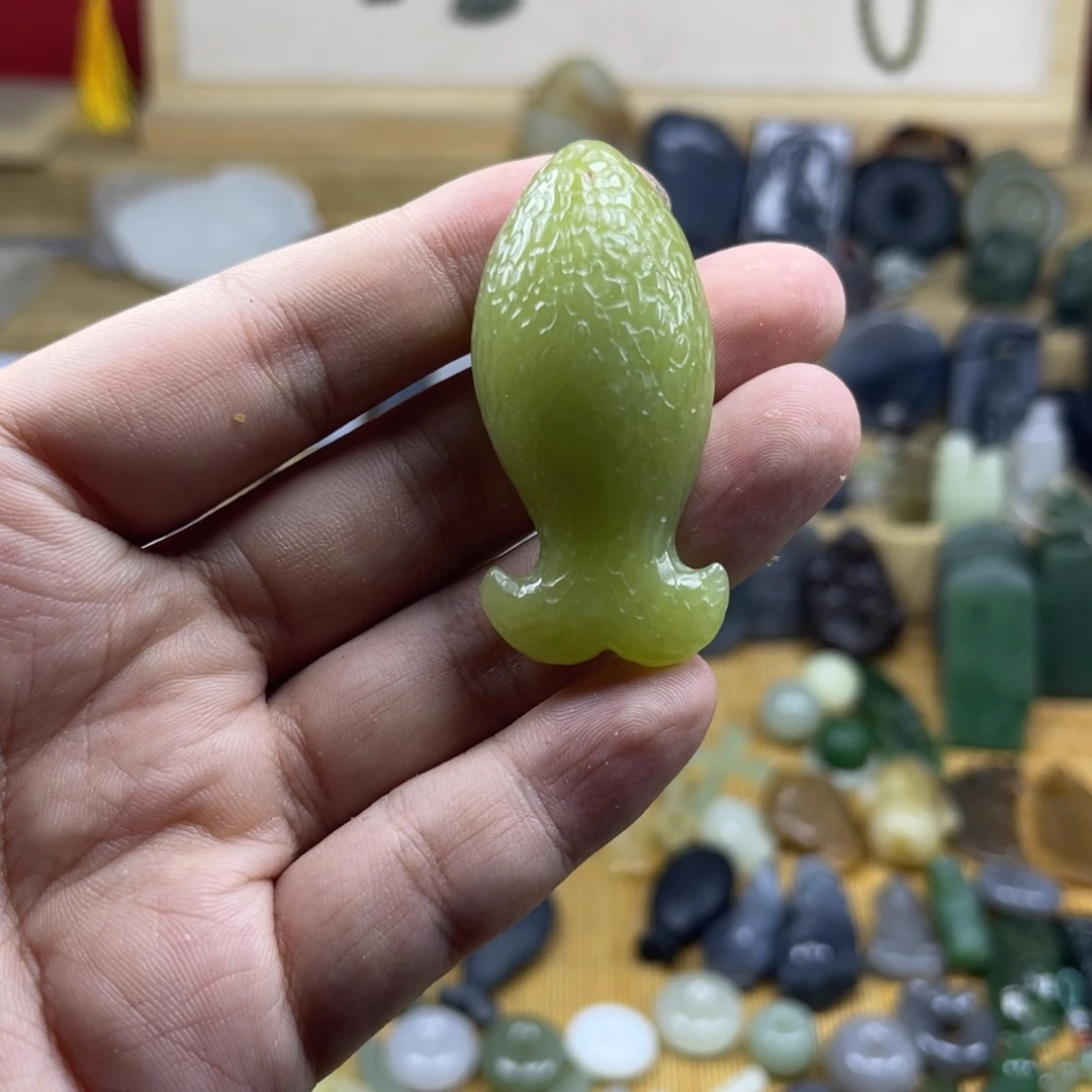 .***远颈饰未镶嵌和田玉