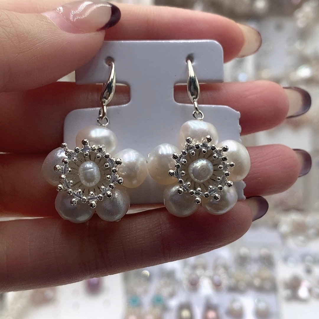 银S925镶嵌耳饰淡水珍珠