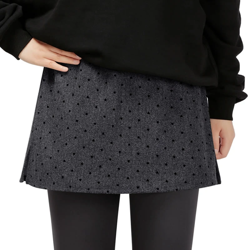 百搭灰色波点屁帘女叠穿卫衣鲨鱼裤遮屁股下摆大码高腰a字半身裙