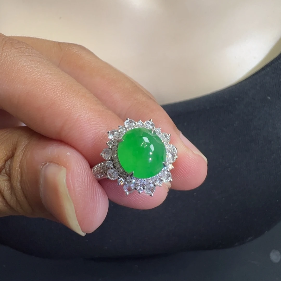 *****翡翠18K金镶嵌戒指