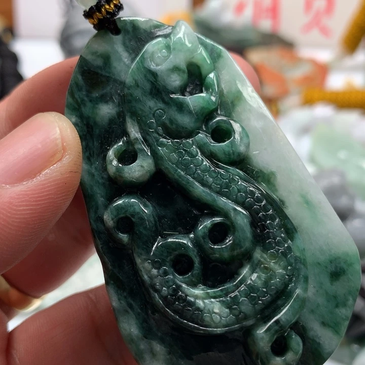 翡翠未镶嵌颈饰保真天然a货翡翠