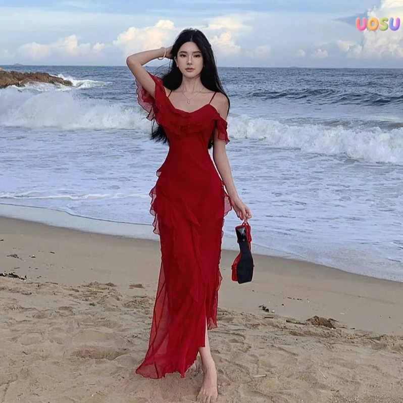 UOSU轻法式复古红色连衣裙夏海边度假露肩荷叶卷边重工开叉吊带裙