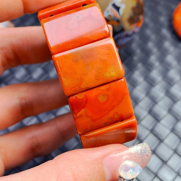 玛瑙/玉髓颈饰未镶嵌黑****滨