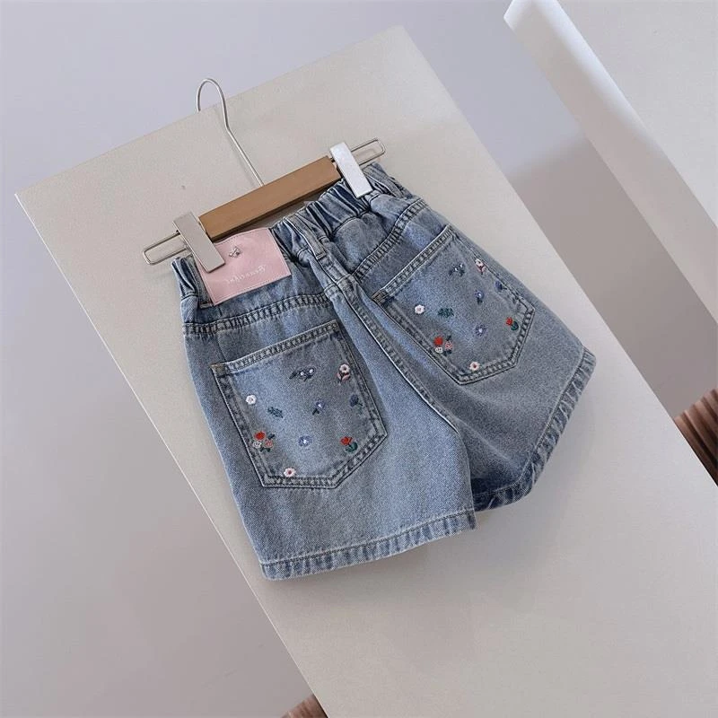 女童牛仔短裤复古高腰热裤童装25夏百搭宽松韩版精致花朵刺绣中裤