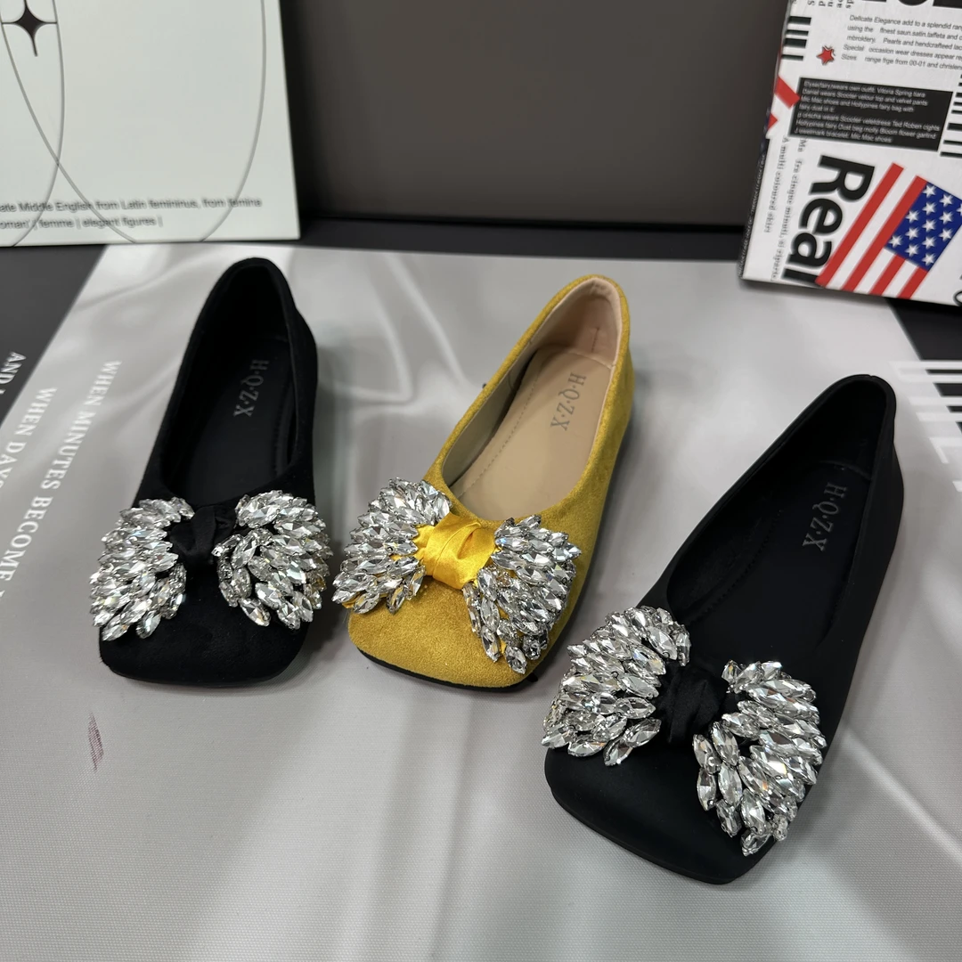 轻奢新款时尚软的小瓢鞋气质百搭方扣方头钻蝴蝶结豆豆鞋