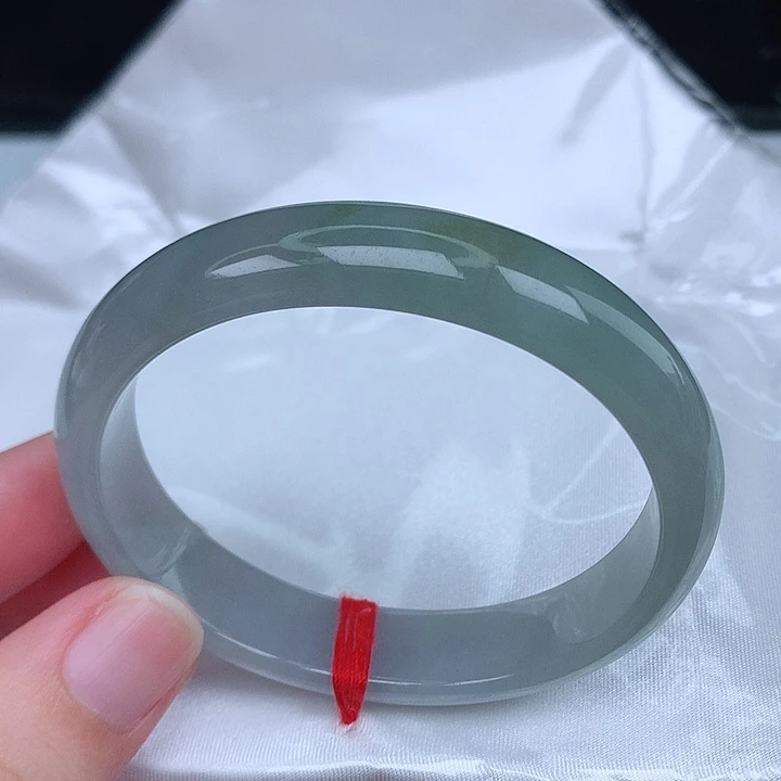 翡翠手镯（贵妃镯）未镶嵌天然