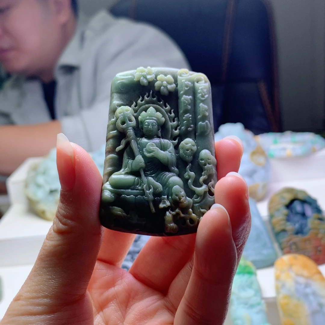 定制翡翠未镶嵌翡翠