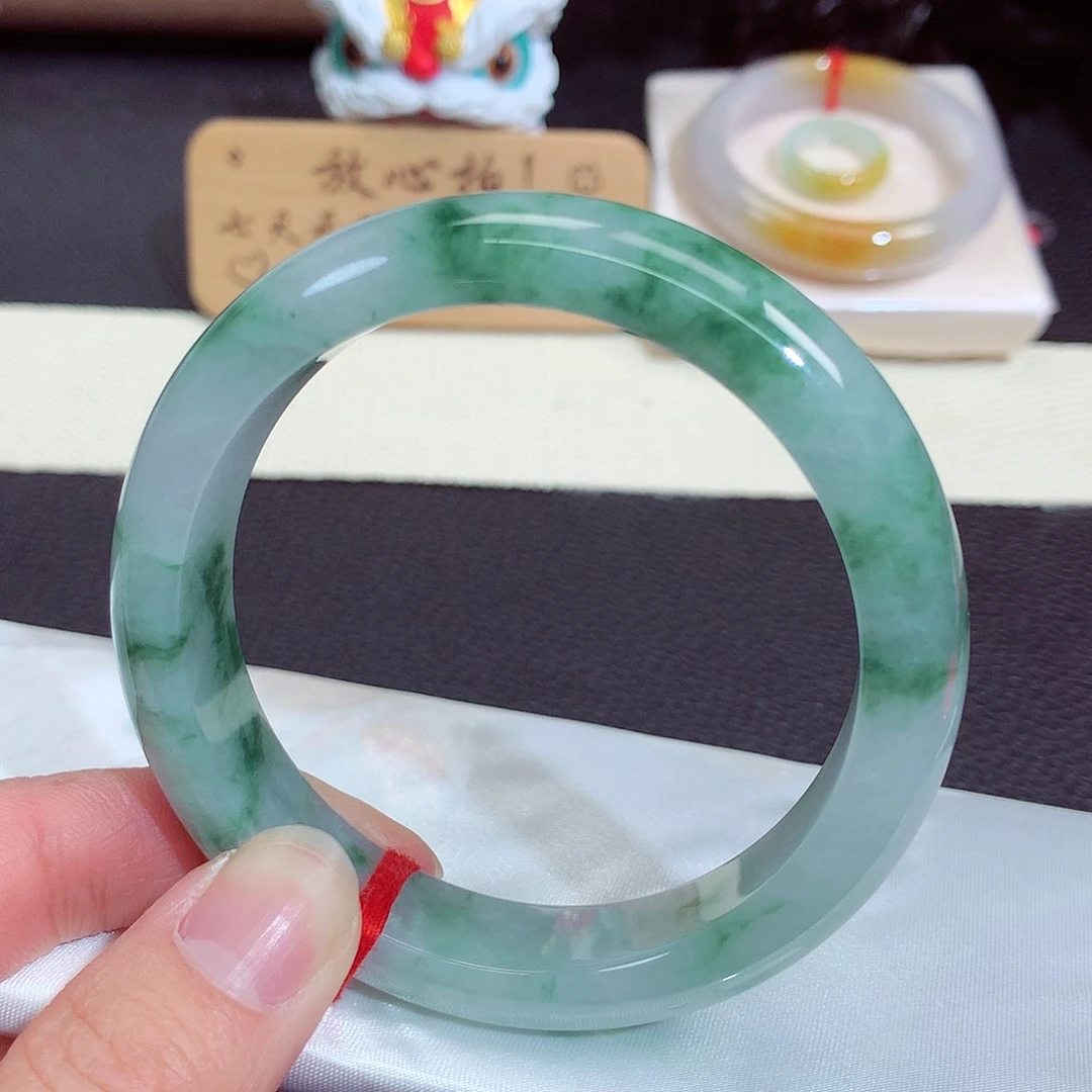 翡翠未镶嵌手镯1280