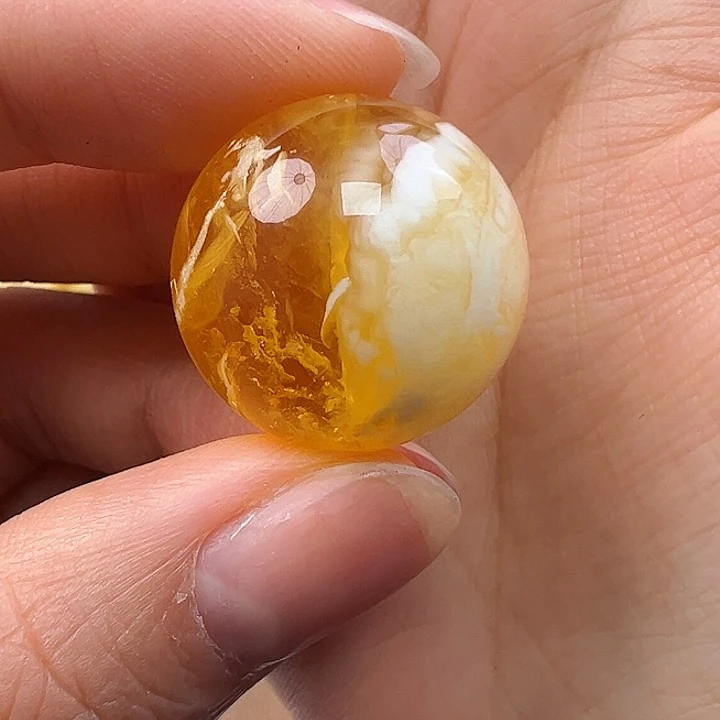 蜜蜡未镶嵌珠宝奇石