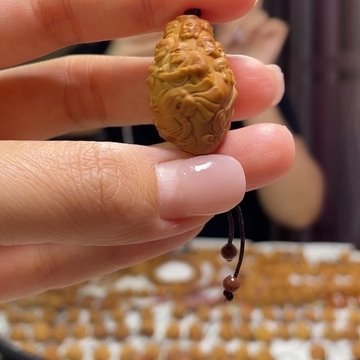 橄榄核吊坠橄榄核