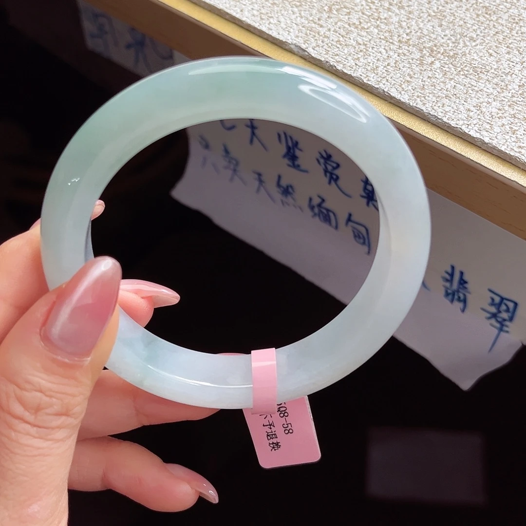 翡翠未镶嵌手镯手镯