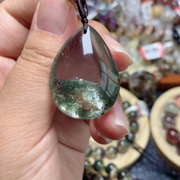 未镶嵌吊坠(赠链)水晶