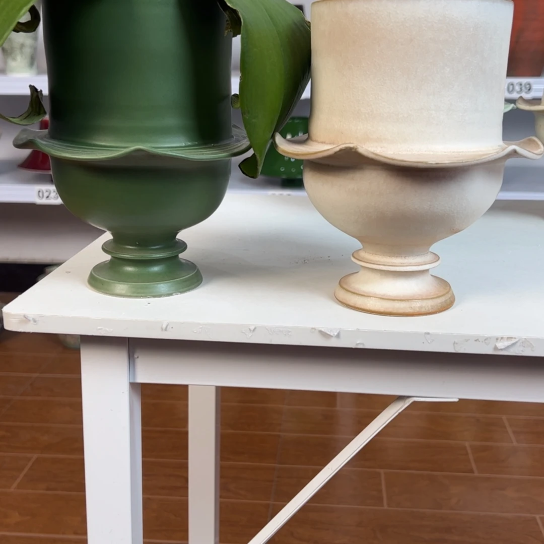 张***彩两个景德镇手工花盆